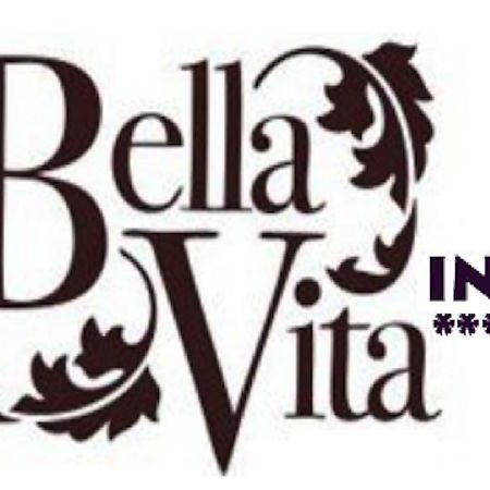 ווטרלו Bella Vita Inn מראה חיצוני תמונה